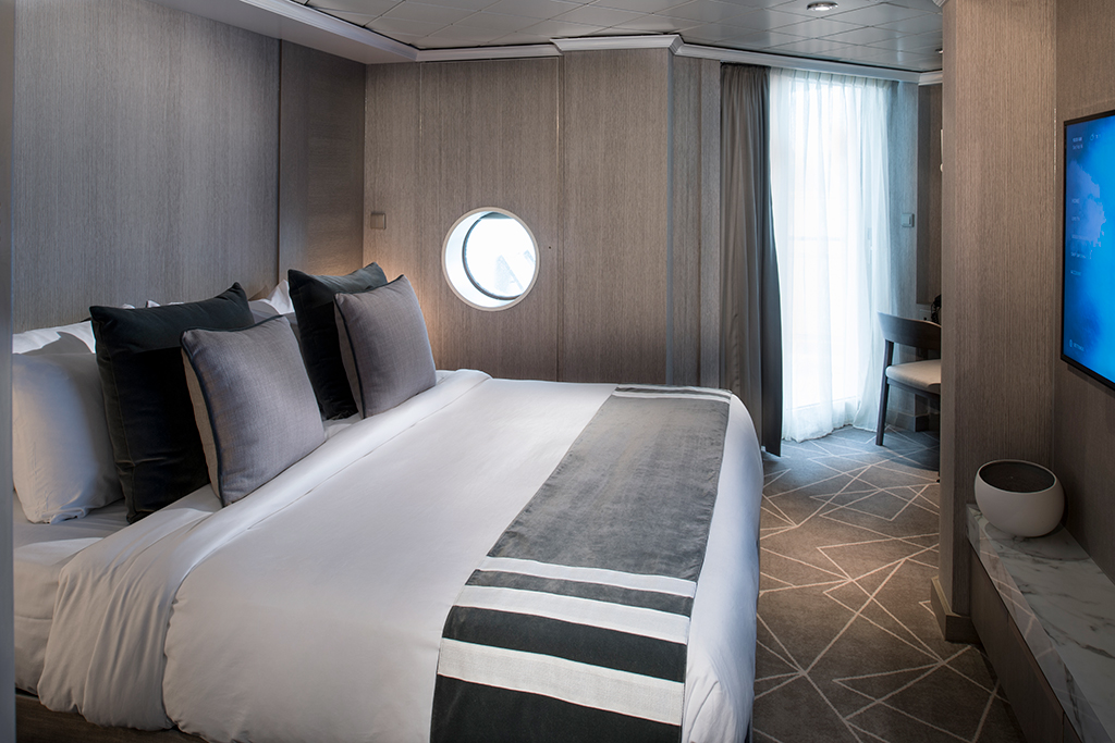 Celebrity Cruises Millennium Revolution Royal Suite 3.jpg